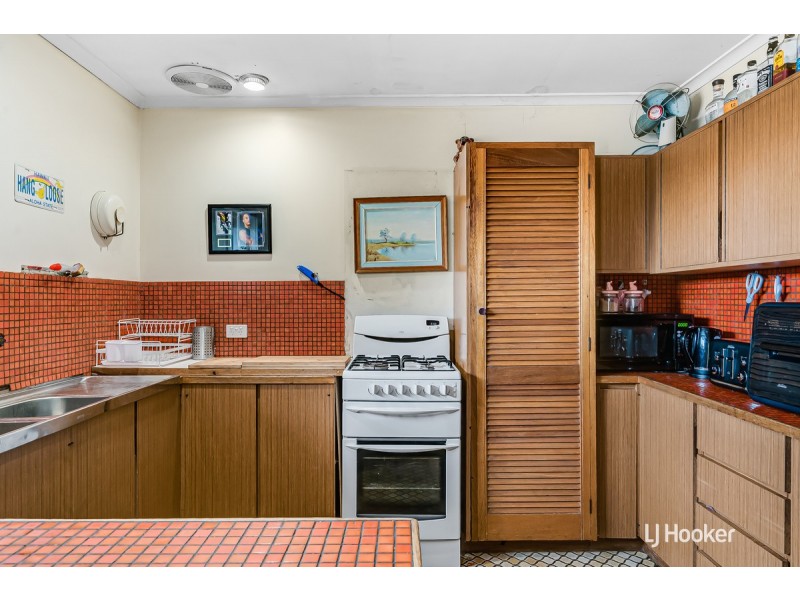 12 Euroa Avenue, Banksia Park SA 5091