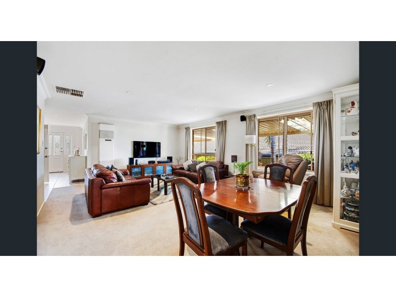 19 Jenolan Crescent, Hillbank SA 5112