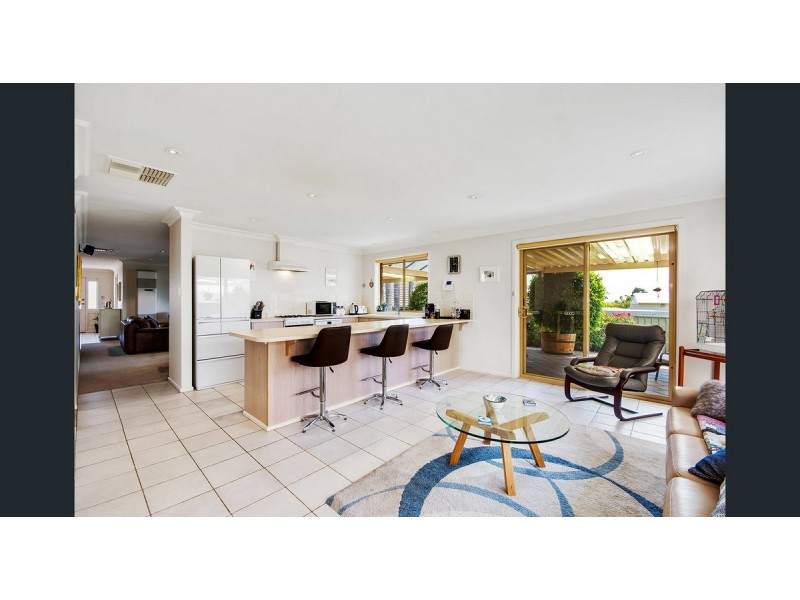 19 Jenolan Crescent, Hillbank SA 5112