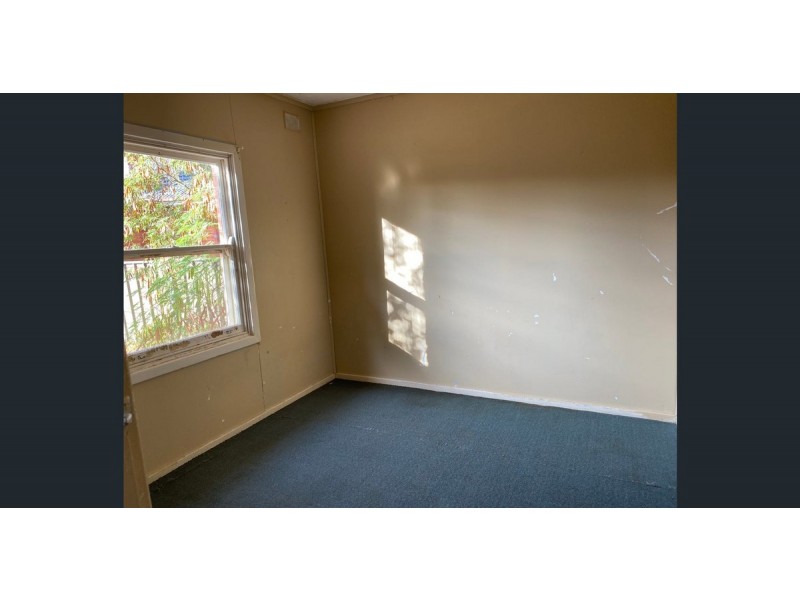 10 Crisp Road, Elizabeth Downs SA 5113