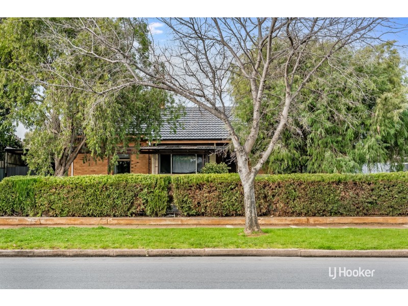 220 Midway Road, Elizabeth Downs SA 5113