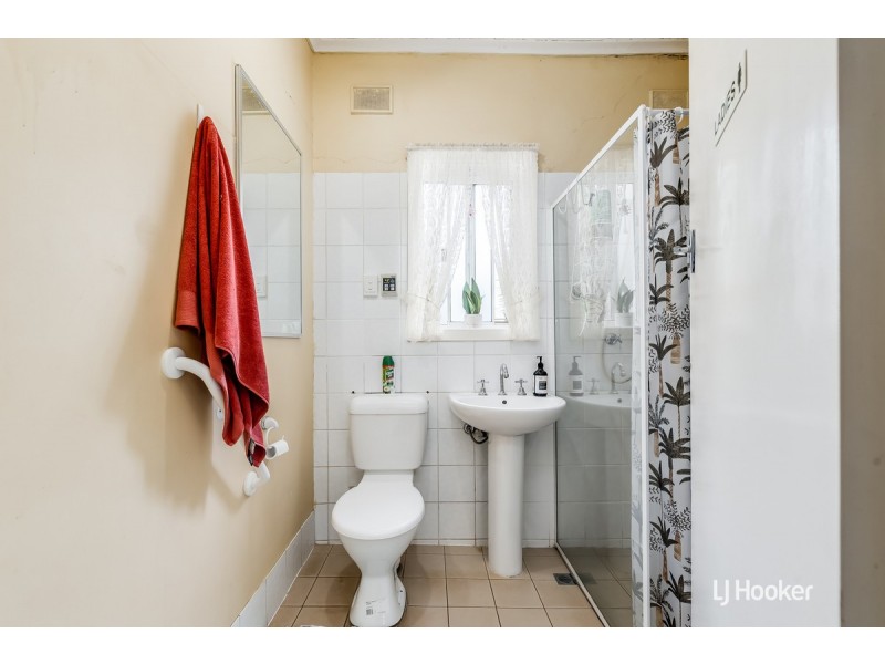 12 Sullivan Road, Elizabeth Park SA 5113