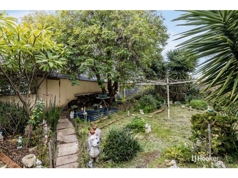 12 Sullivan Road, Elizabeth Park SA 5113