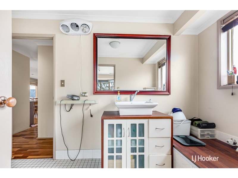 14 Harvest Court, Andrews Farm SA 5114