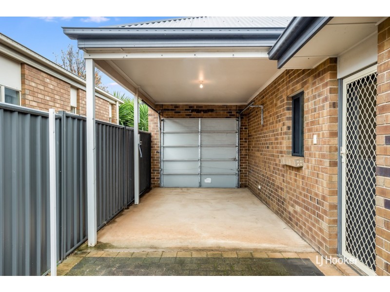 121 Lakeside Drive, Andrews Farm SA 5114