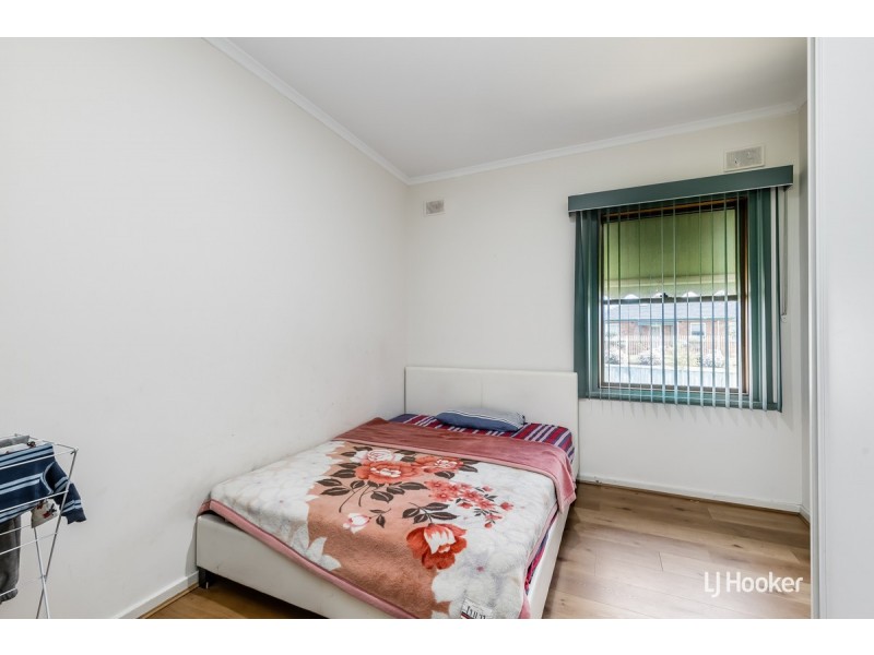 17 Lockerly Street, Elizabeth Vale SA 5112