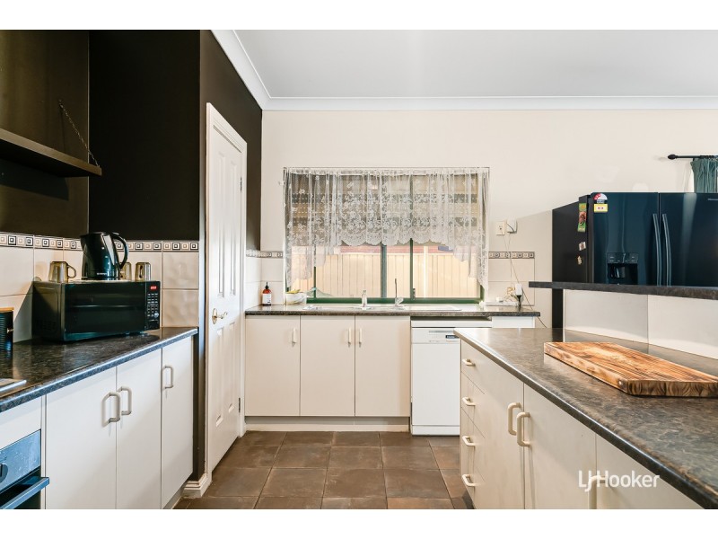 2 Ponderosa Road, Munno Para West SA 5115