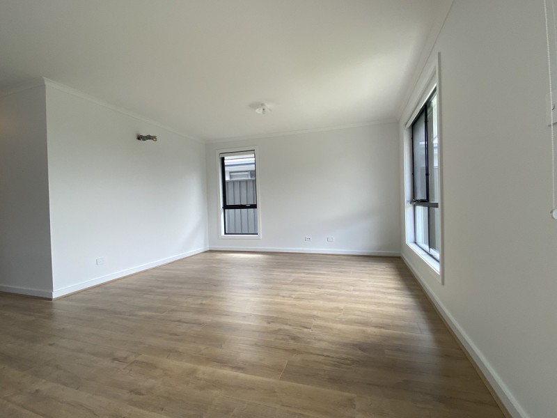 10 Donato Street, Munno Para Downs SA 5115