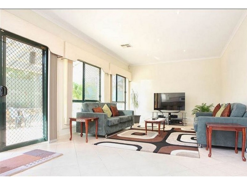 32 Ashwood Circuit, Mawson Lakes SA 5095