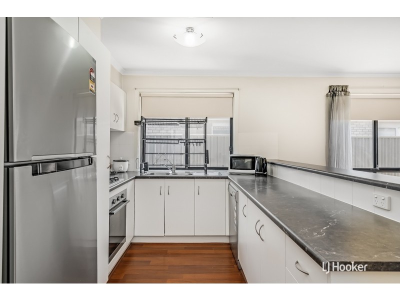 2 Mallee Court, Munno Para West SA 5115