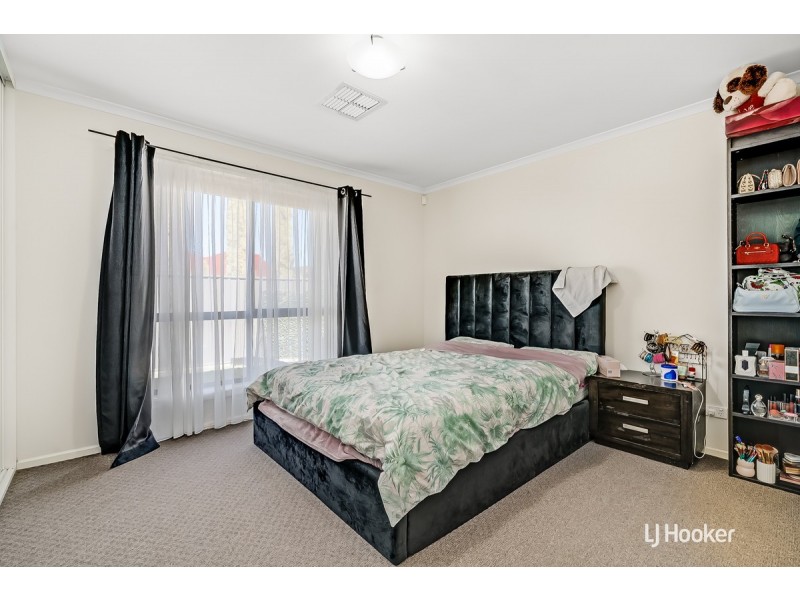2 Mallee Court, Munno Para West SA 5115