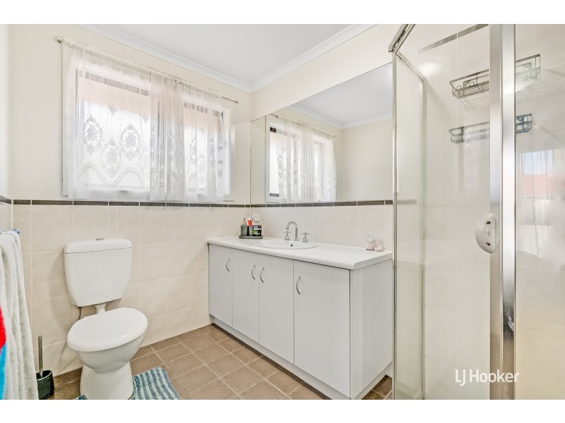 2 Mallee Court, Munno Para West SA 5115