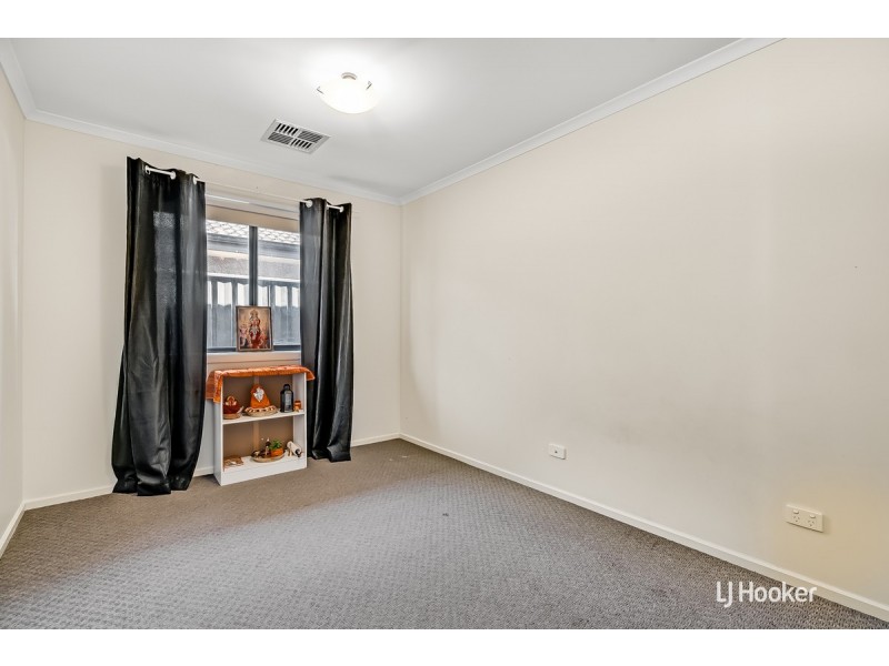 2 Mallee Court, Munno Para West SA 5115