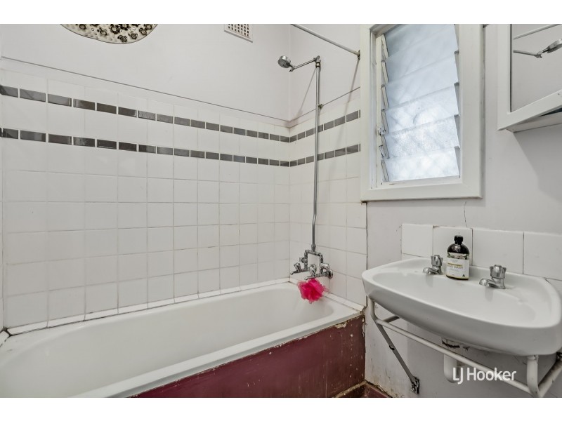 40 Mahood Street, Elizabeth Grove SA 5112