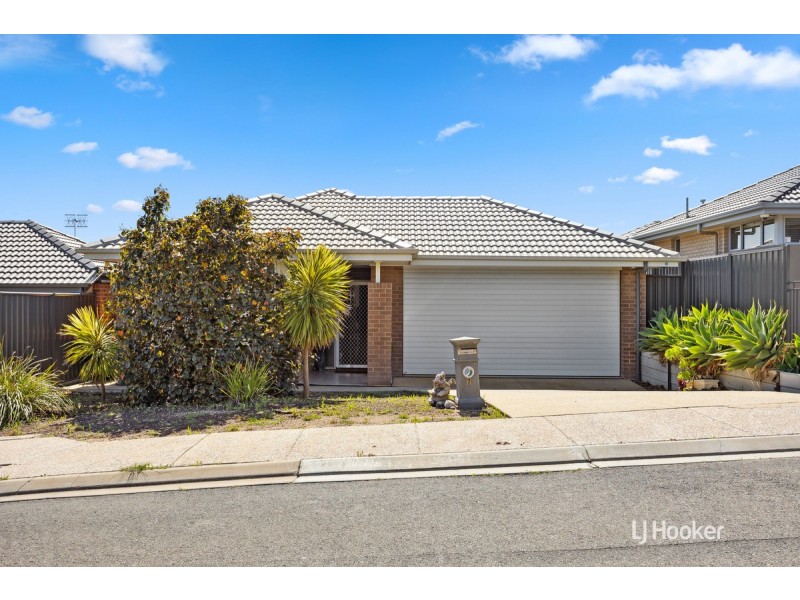 7 Lomandra Crescent, Hillbank SA 5112