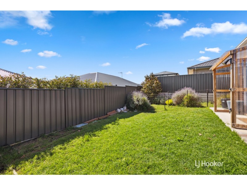 7 Lomandra Crescent, Hillbank SA 5112