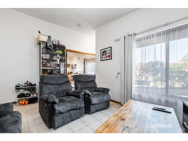 32 Hooper Road, Smithfield Plains SA 5114