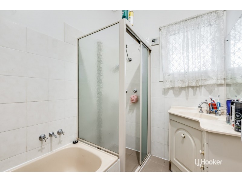 32 Hooper Road, Smithfield Plains SA 5114