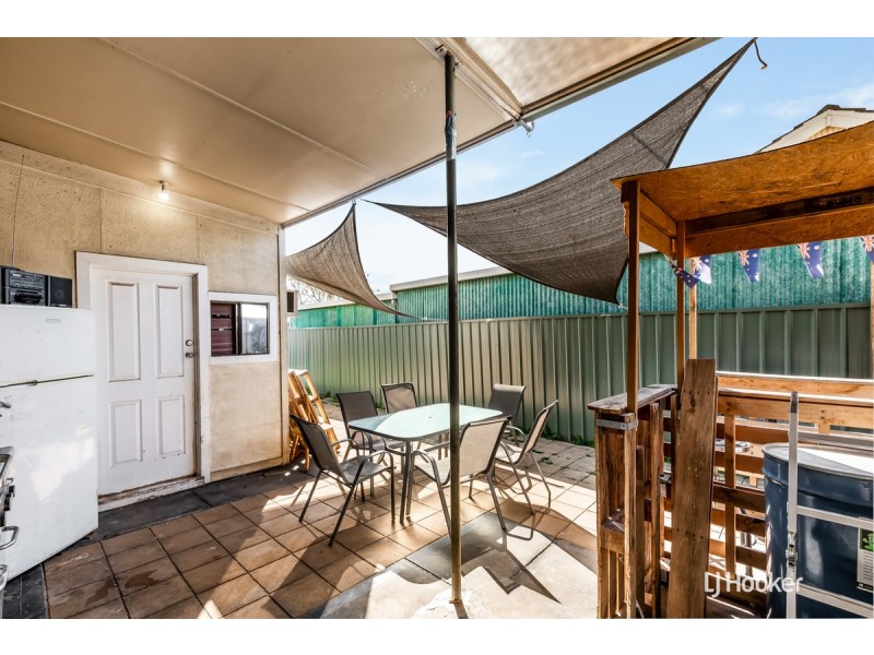 32 Hooper Road, Smithfield Plains SA 5114