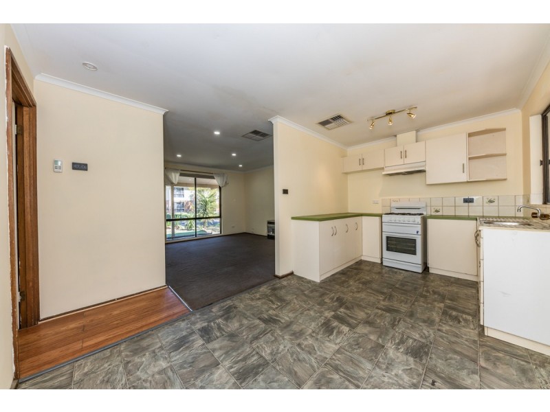 89 Windebanks Road, Aberfoyle Park SA 5159