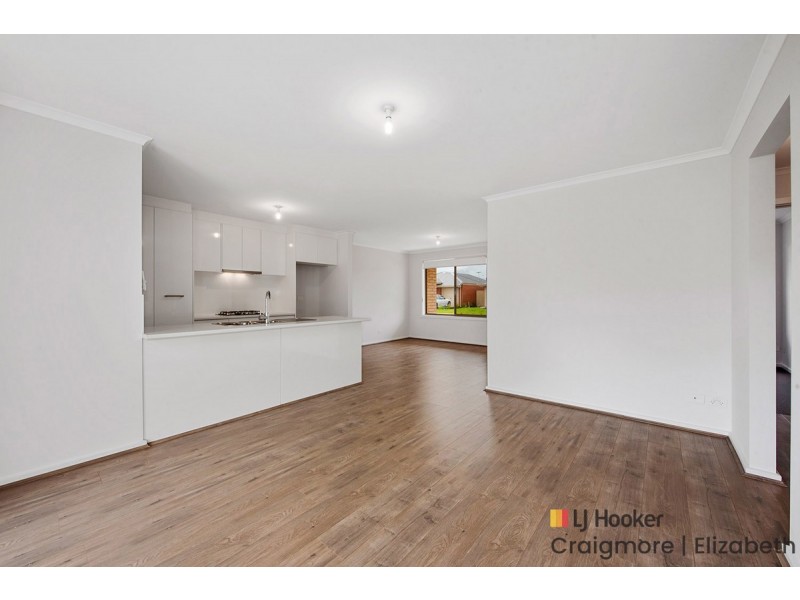 16 Clare Mews, Munno Para West SA 5115