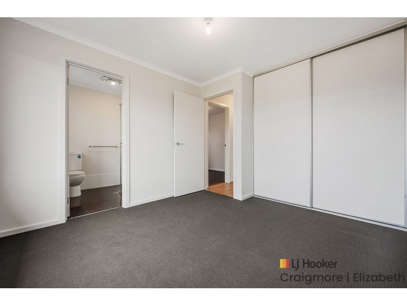 16 Clare Mews, Munno Para West SA 5115
