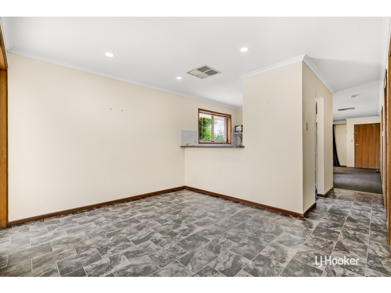 10 Cinnamon Grove, Blakeview SA 5114