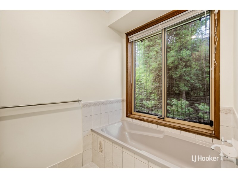 10 Cinnamon Grove, Blakeview SA 5114