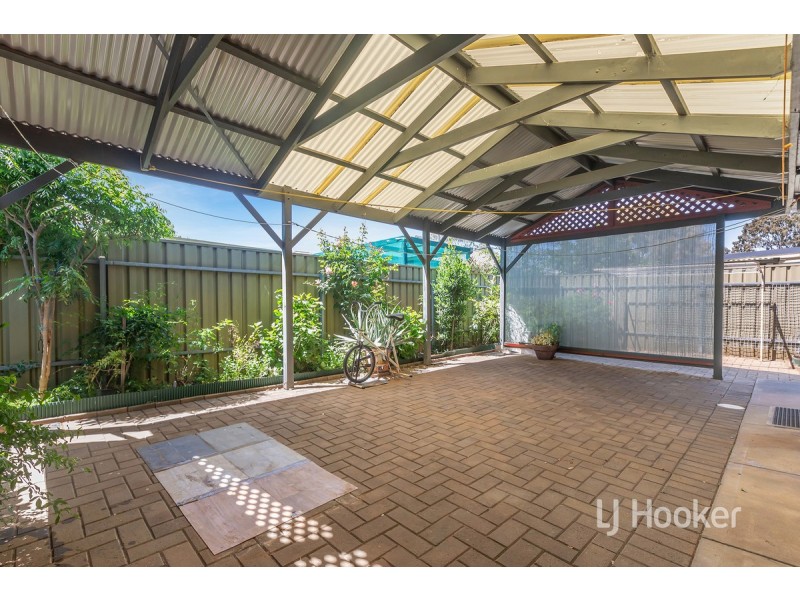 2/27 Carey Street, Salisbury SA 5108