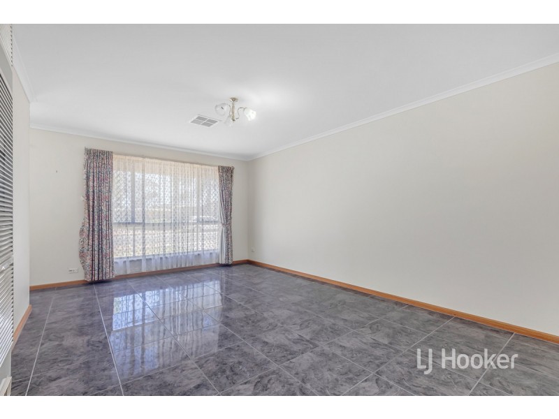 2/27 Carey Street, Salisbury SA 5108