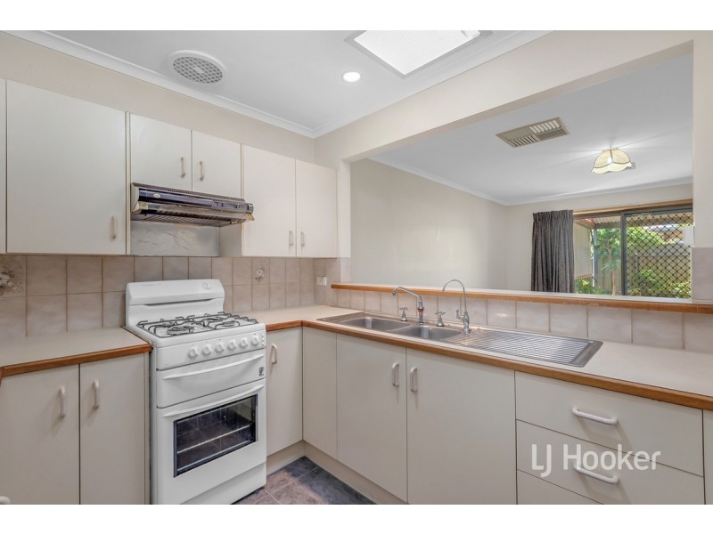 2/27 Carey Street, Salisbury SA 5108