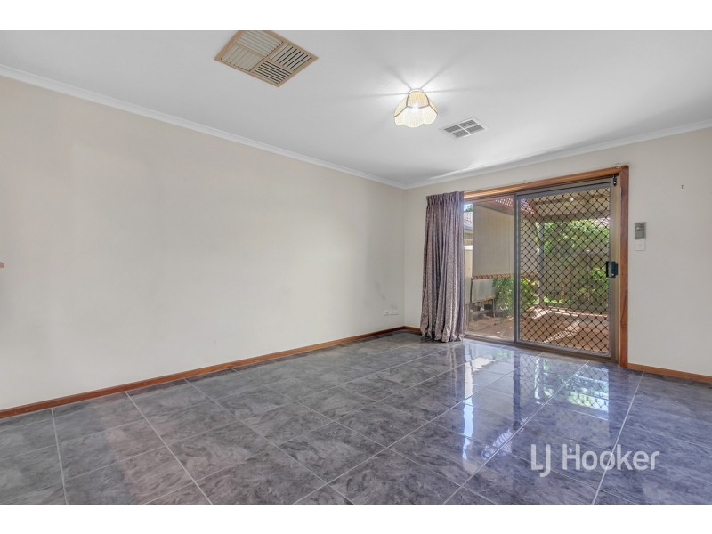 2/27 Carey Street, Salisbury SA 5108