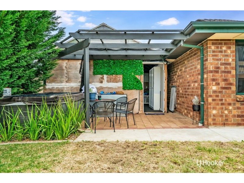 12 Hay Crescent, Blakeview SA 5114