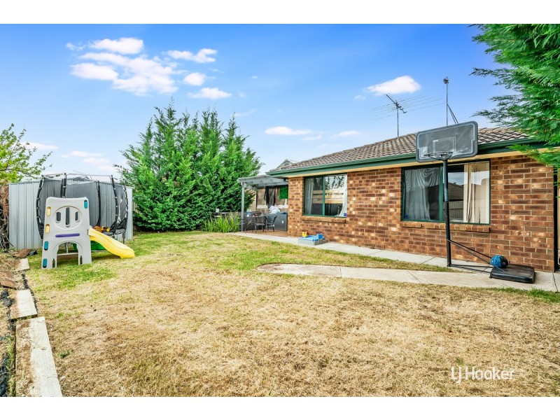 12 Hay Crescent, Blakeview SA 5114