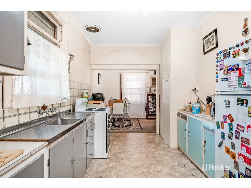 63 McKenzie Road, Elizabeth Downs SA 5113