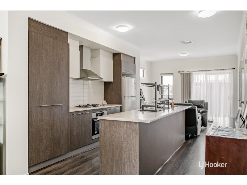 33 Finnis Street, Blakeview SA 5114