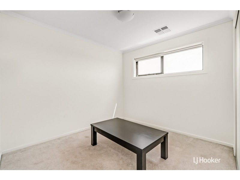 33 Finnis Street, Blakeview SA 5114