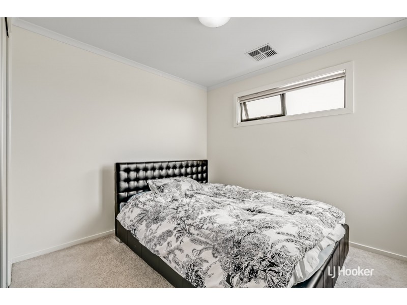 33 Finnis Street, Blakeview SA 5114