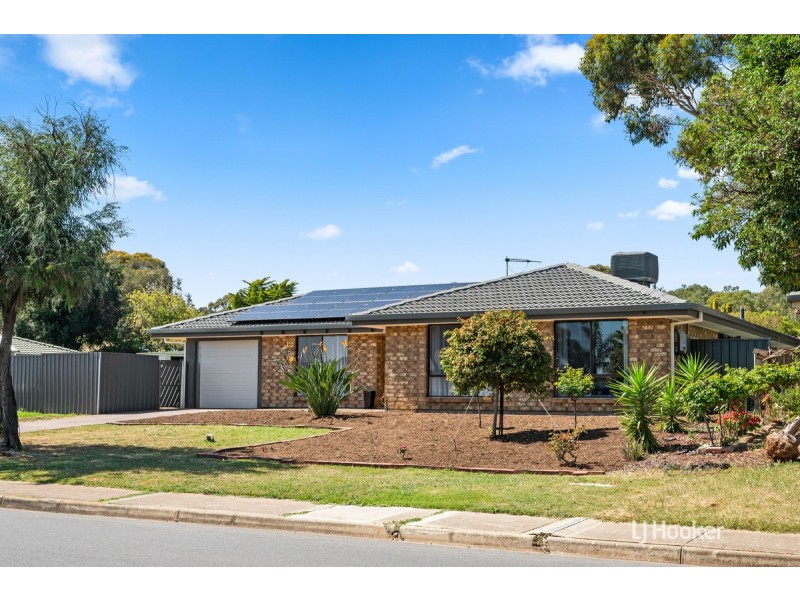 4 Henryk Drive, Hillbank SA 5112
