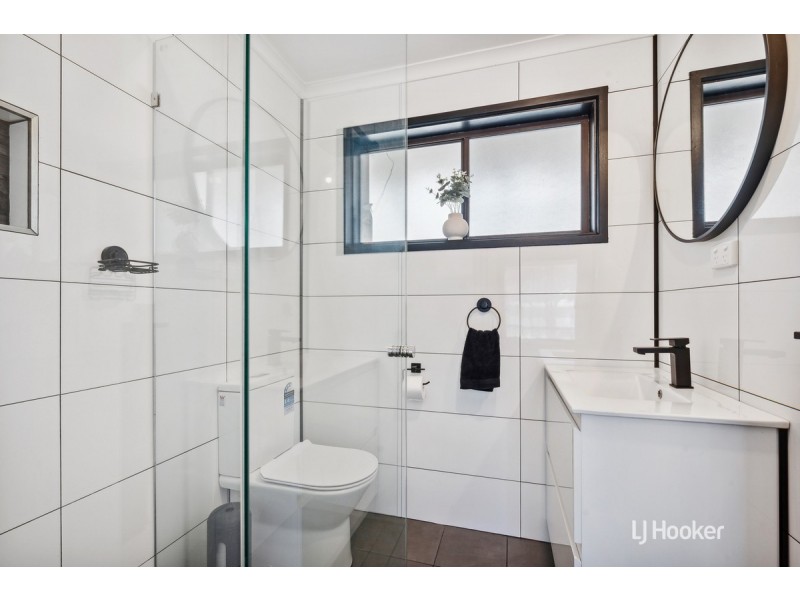 4 Henryk Drive, Hillbank SA 5112