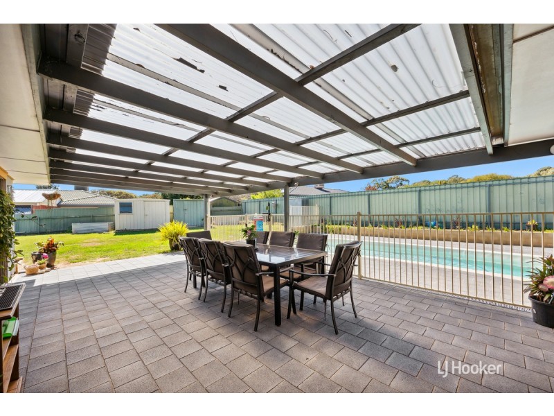 4 Henryk Drive, Hillbank SA 5112