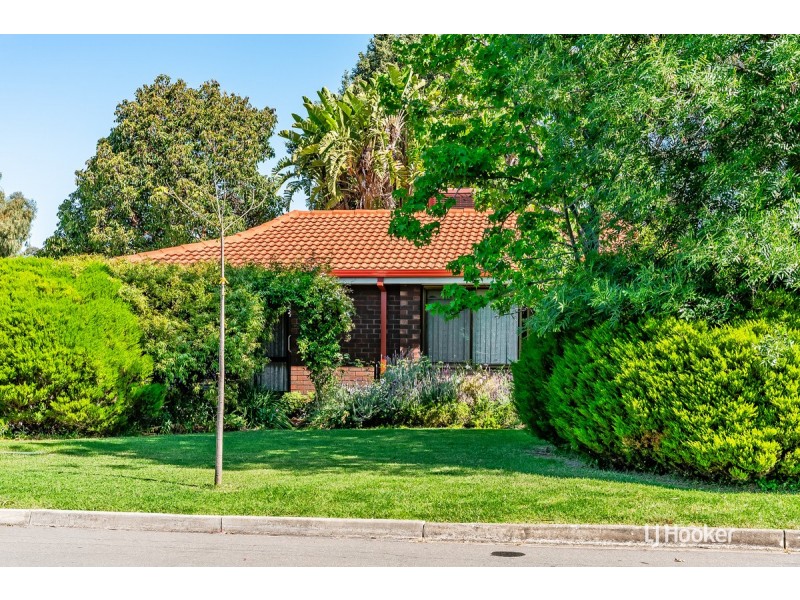 14 Chapman Crescent, Redwood Park SA 5097