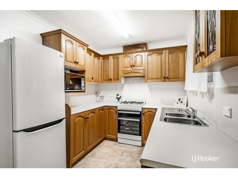 14 Chapman Crescent, Redwood Park SA 5097