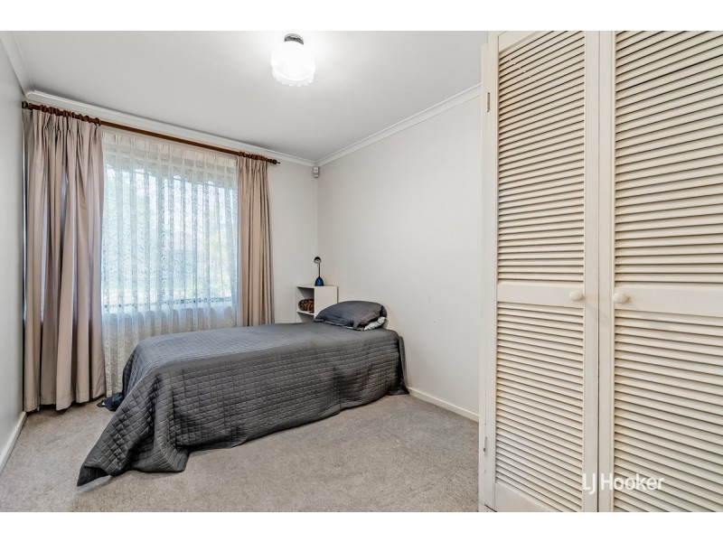 14 Chapman Crescent, Redwood Park SA 5097