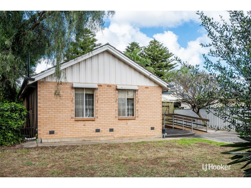 18 Deptford Street, Elizabeth Grove SA 5112