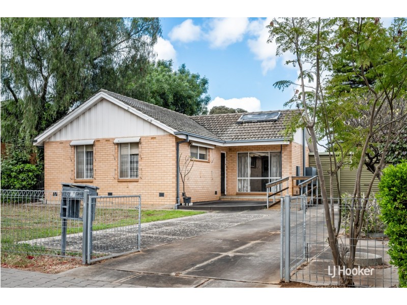 18 Deptford Street, Elizabeth Grove SA 5112