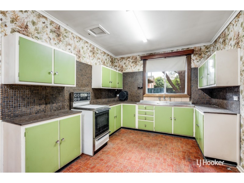 18 Deptford Street, Elizabeth Grove SA 5112