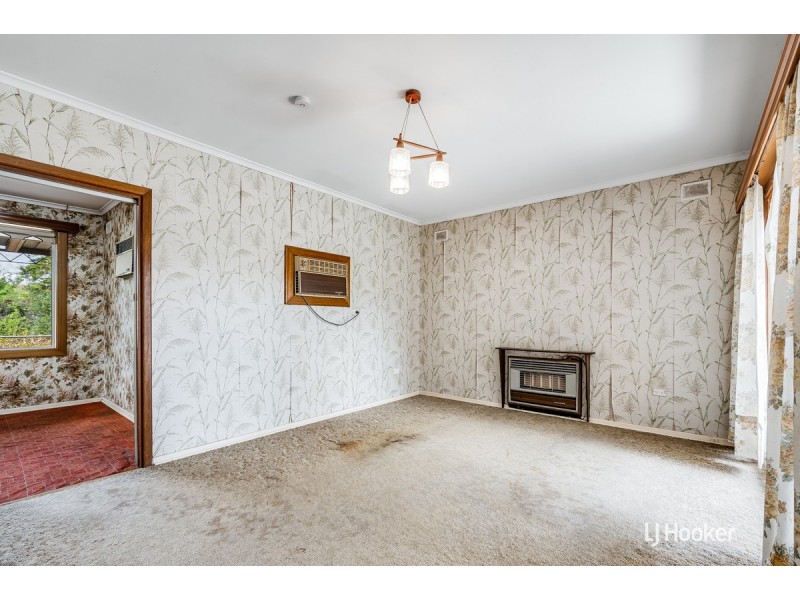 18 Deptford Street, Elizabeth Grove SA 5112