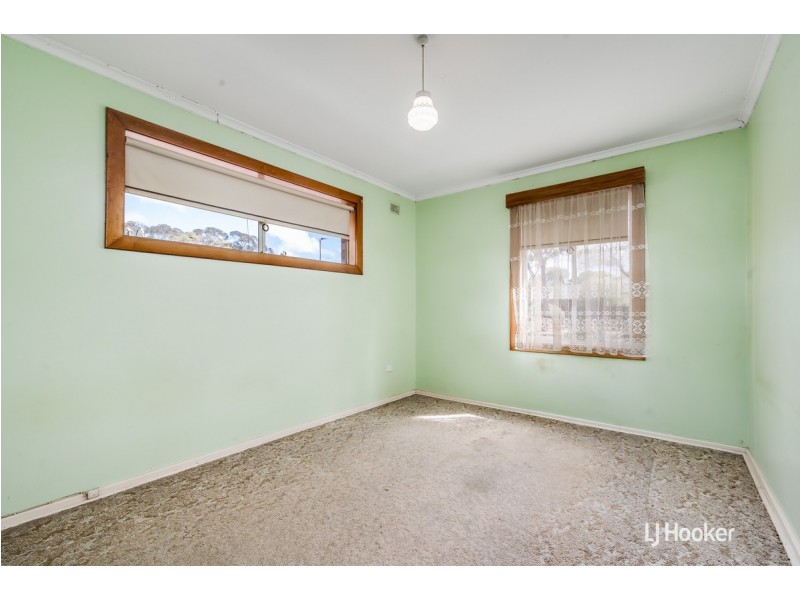 18 Deptford Street, Elizabeth Grove SA 5112