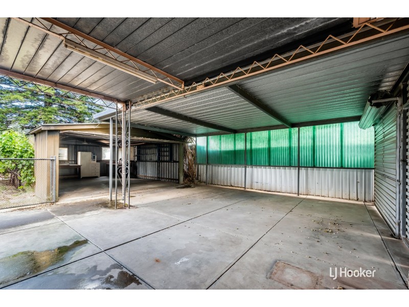 18 Deptford Street, Elizabeth Grove SA 5112